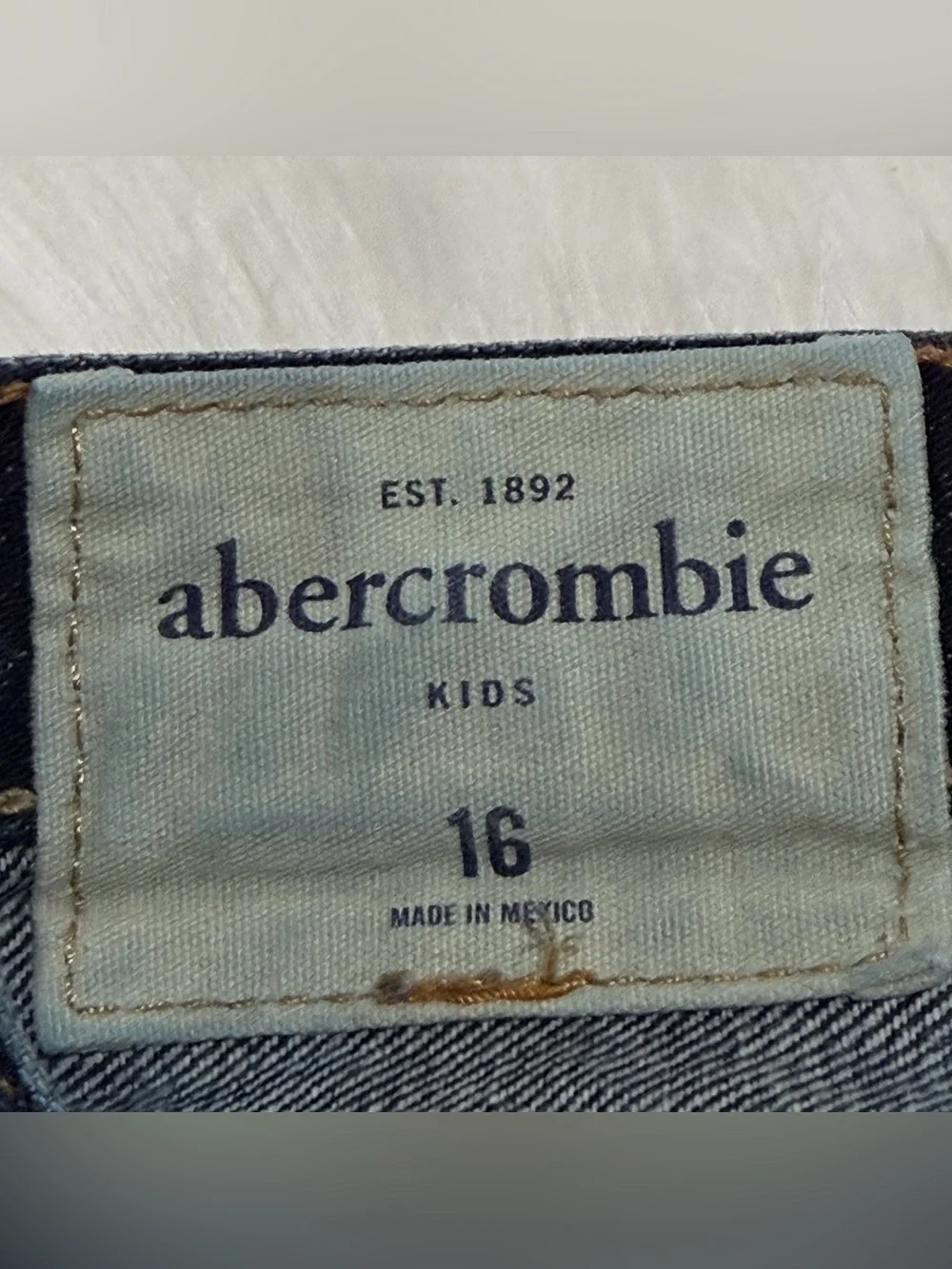 Abercrombie Kids Slim Straight Jeans Boys Size 16 Reg Dark Wash EUC